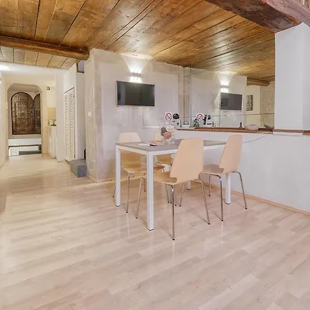 Campo De Fiori Palace Рим